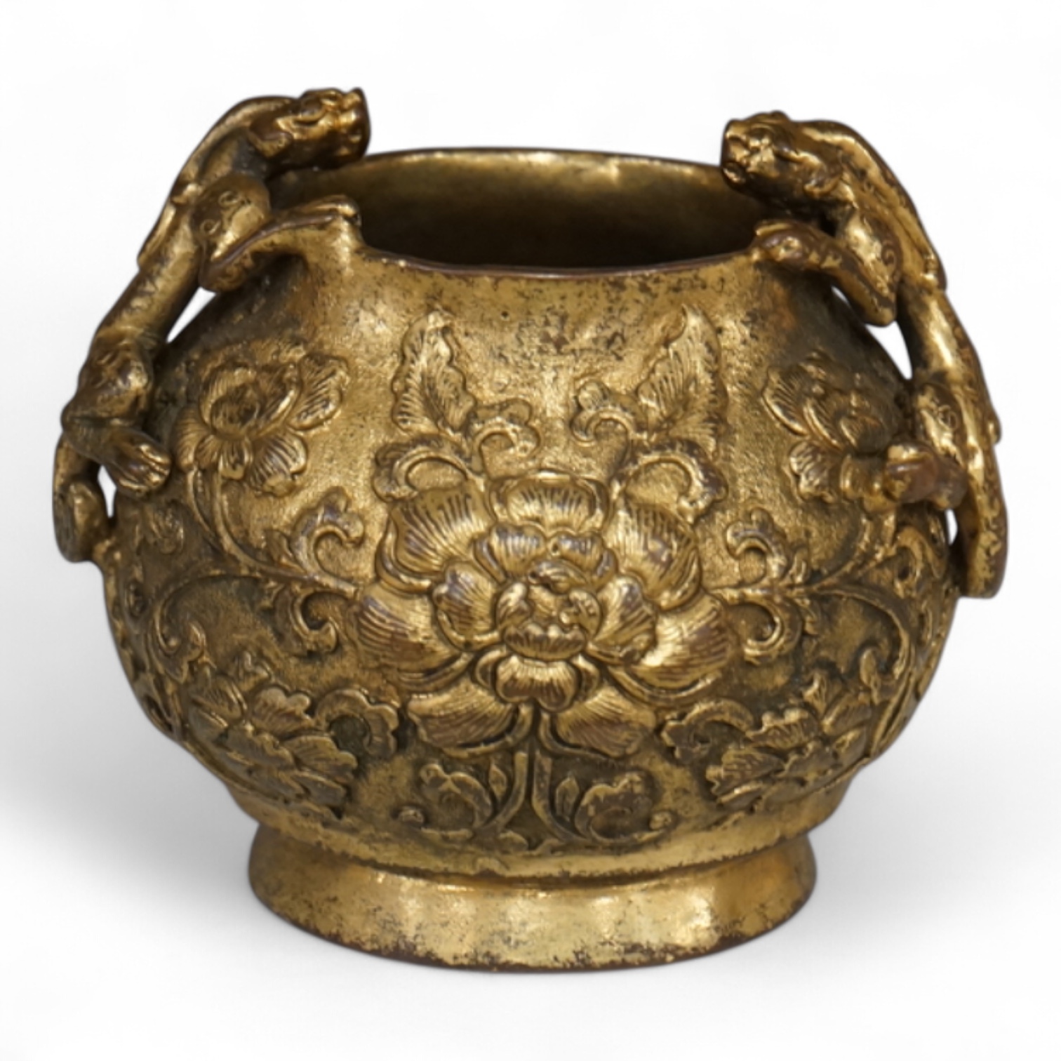 A Chinese gilt bronze vase decorated with applied lion dogs, 7.5cm high